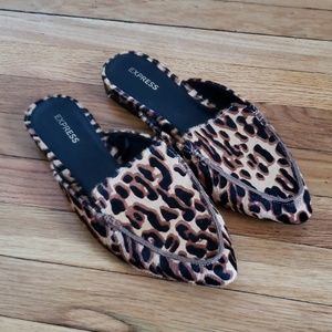 Leopard mules